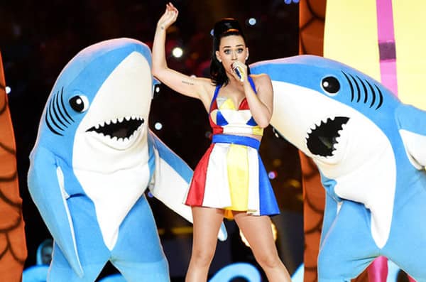 katy-perry-left-shark-super-bowl-halftime-2015-billboard-650